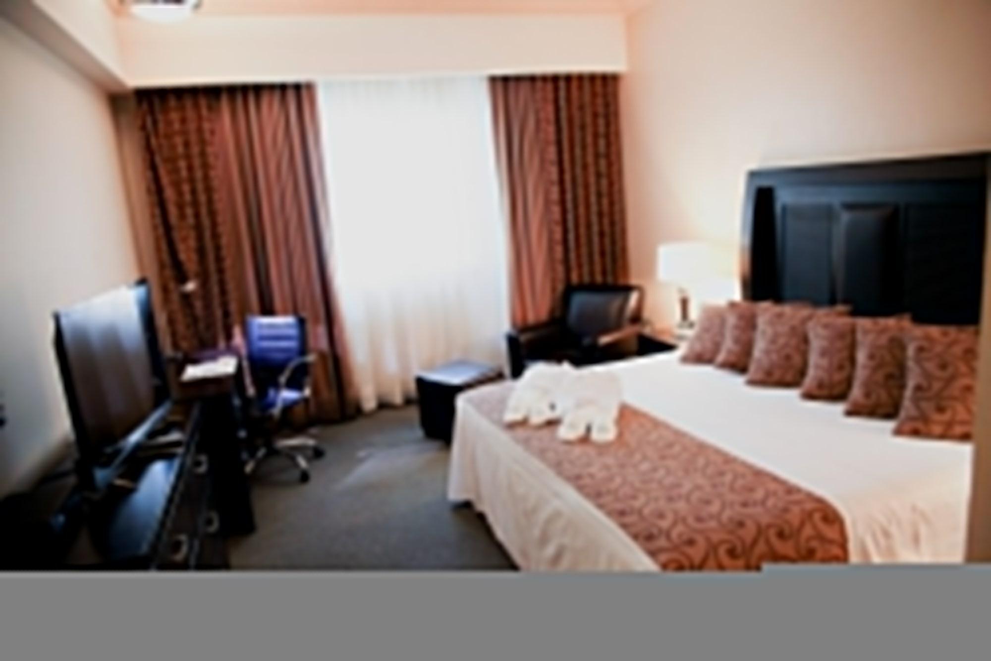 Hotel Real Del Bosque Golf And Spa Tula de Allende Extérieur photo