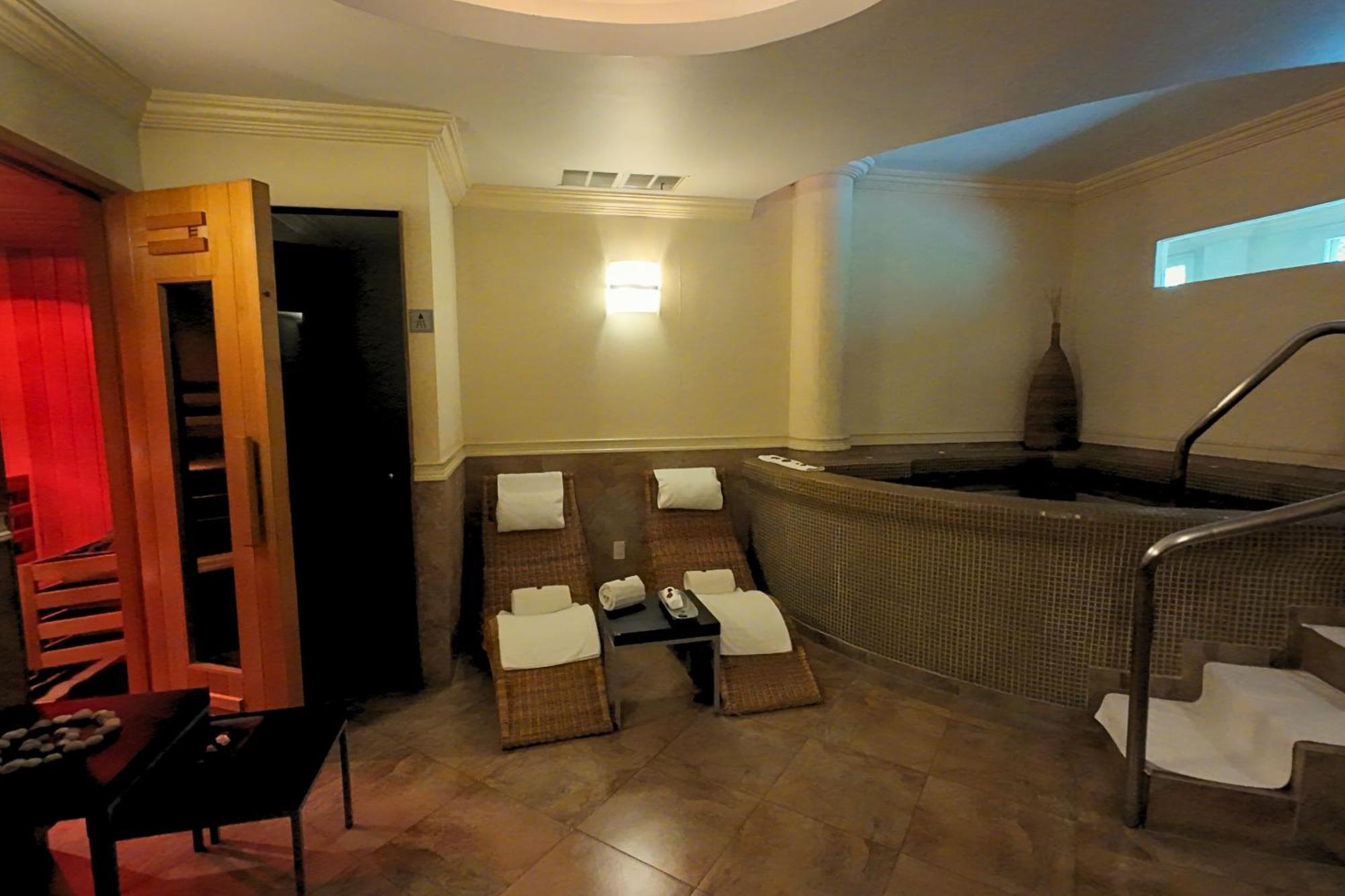 Hotel Real Del Bosque Golf And Spa Tula de Allende Extérieur photo