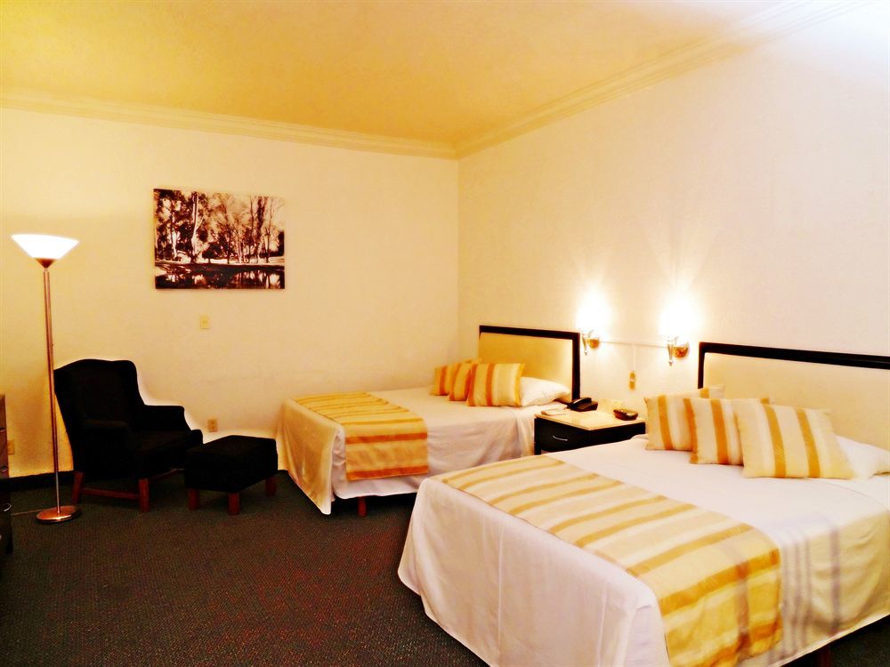 Hotel Real Del Bosque Golf And Spa Tula de Allende Extérieur photo